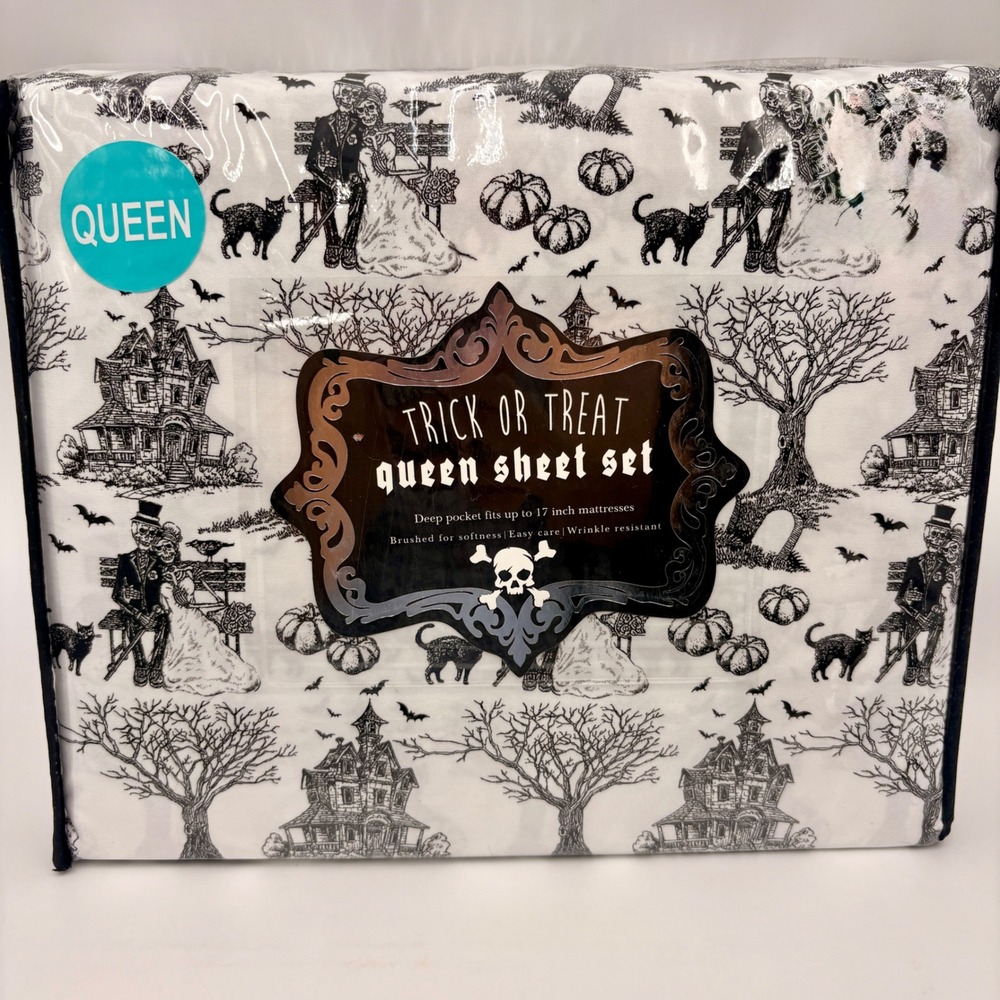 Trick or Treat Queen Sheet Set Black White Skeleton Toile Haunted House 4pc NEW